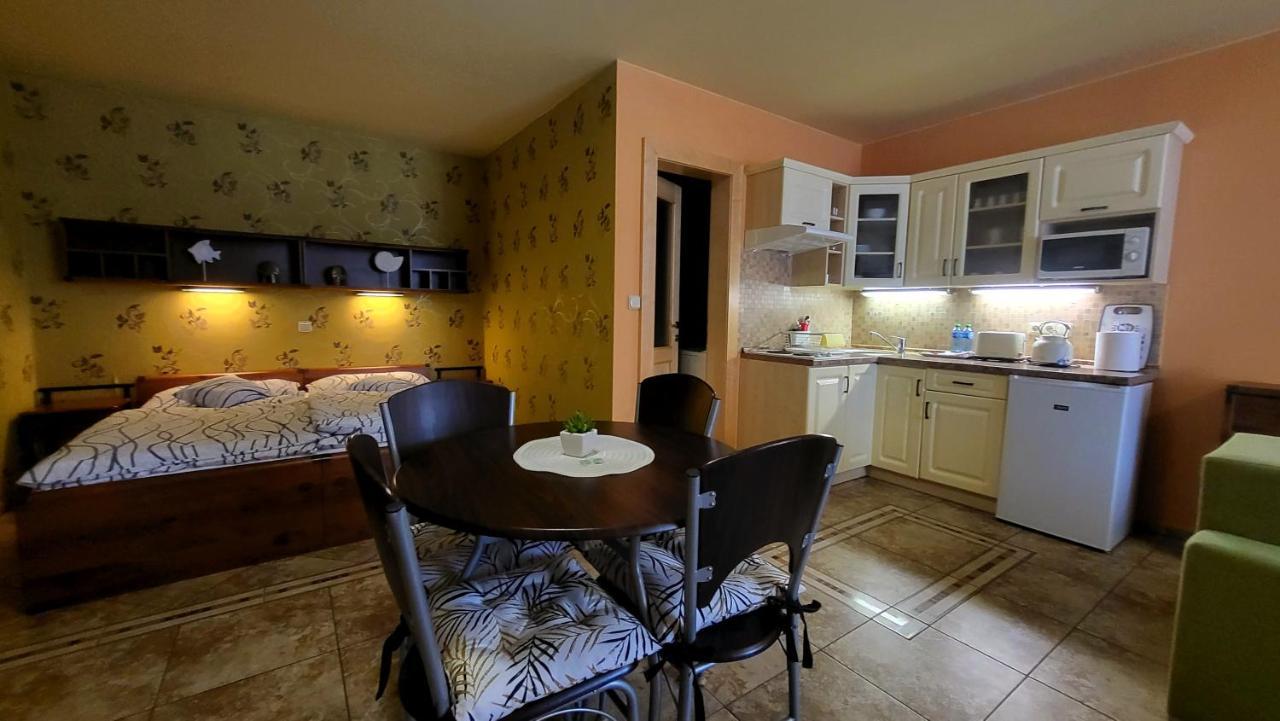 Aparthotel Selfness Rožňava Zewnętrze zdjęcie