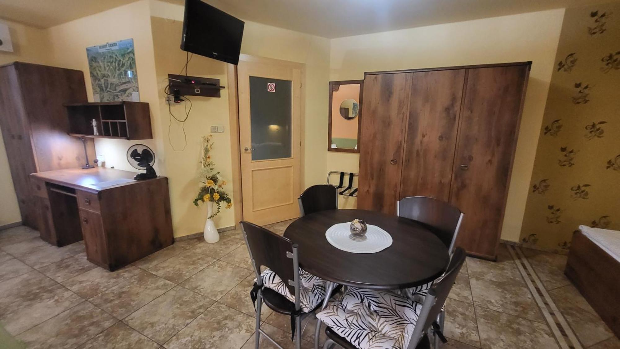 Aparthotel Selfness Rožňava Zewnętrze zdjęcie